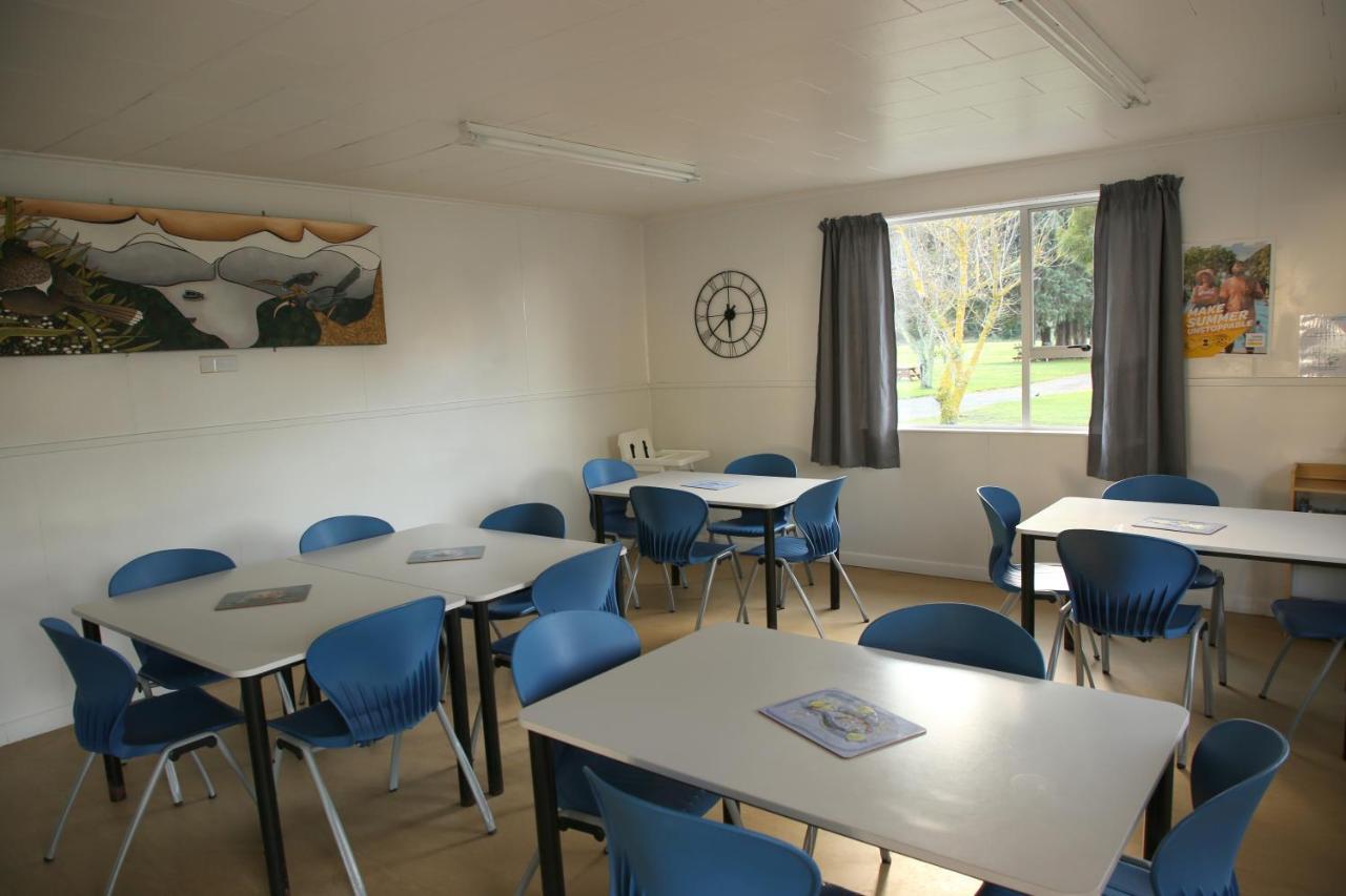Parklands Marina Holiday Park Пиктън Екстериор снимка