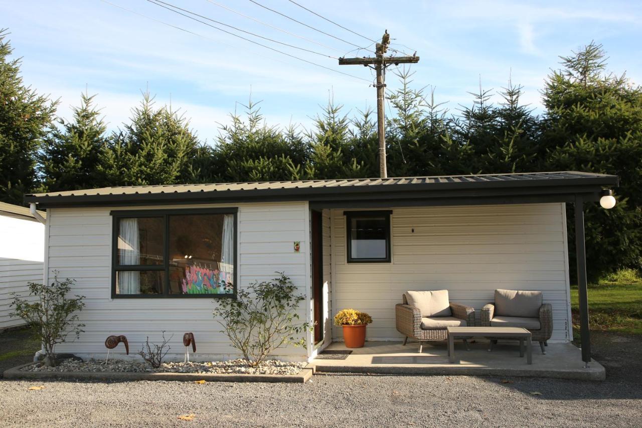 Parklands Marina Holiday Park Пиктън Екстериор снимка