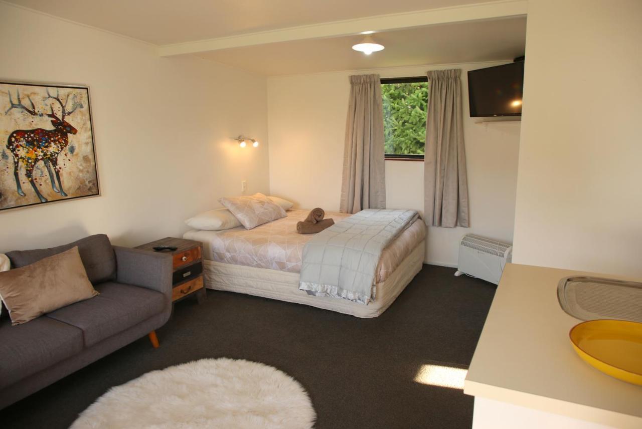 Parklands Marina Holiday Park Пиктън Екстериор снимка
