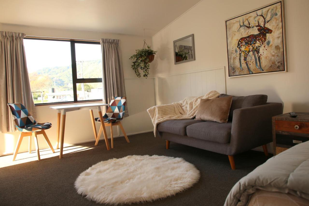 Parklands Marina Holiday Park Пиктън Екстериор снимка