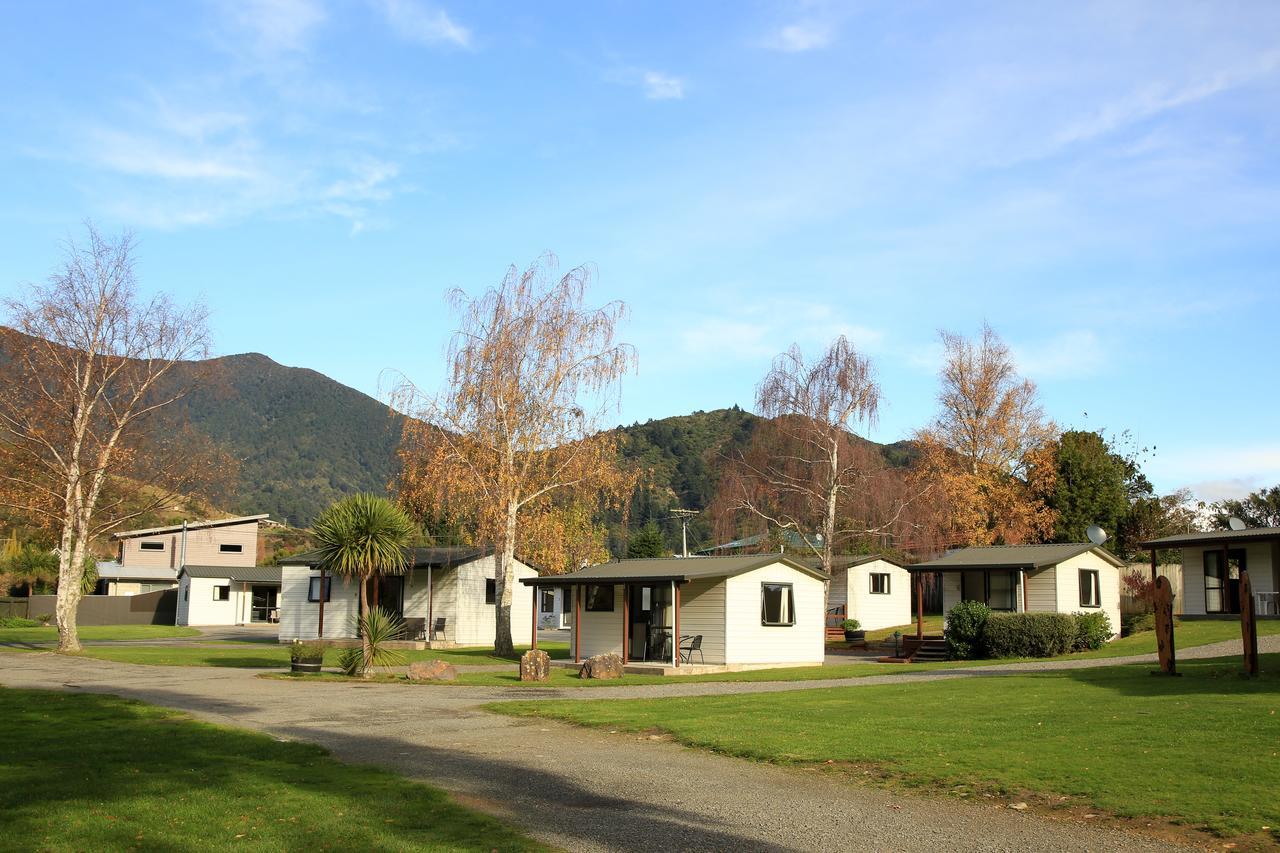 Parklands Marina Holiday Park Пиктън Екстериор снимка