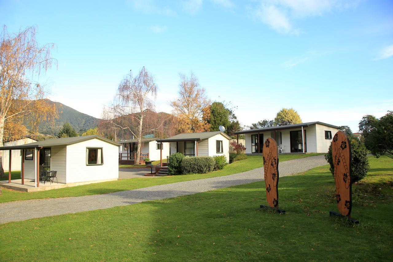 Parklands Marina Holiday Park Пиктън Екстериор снимка